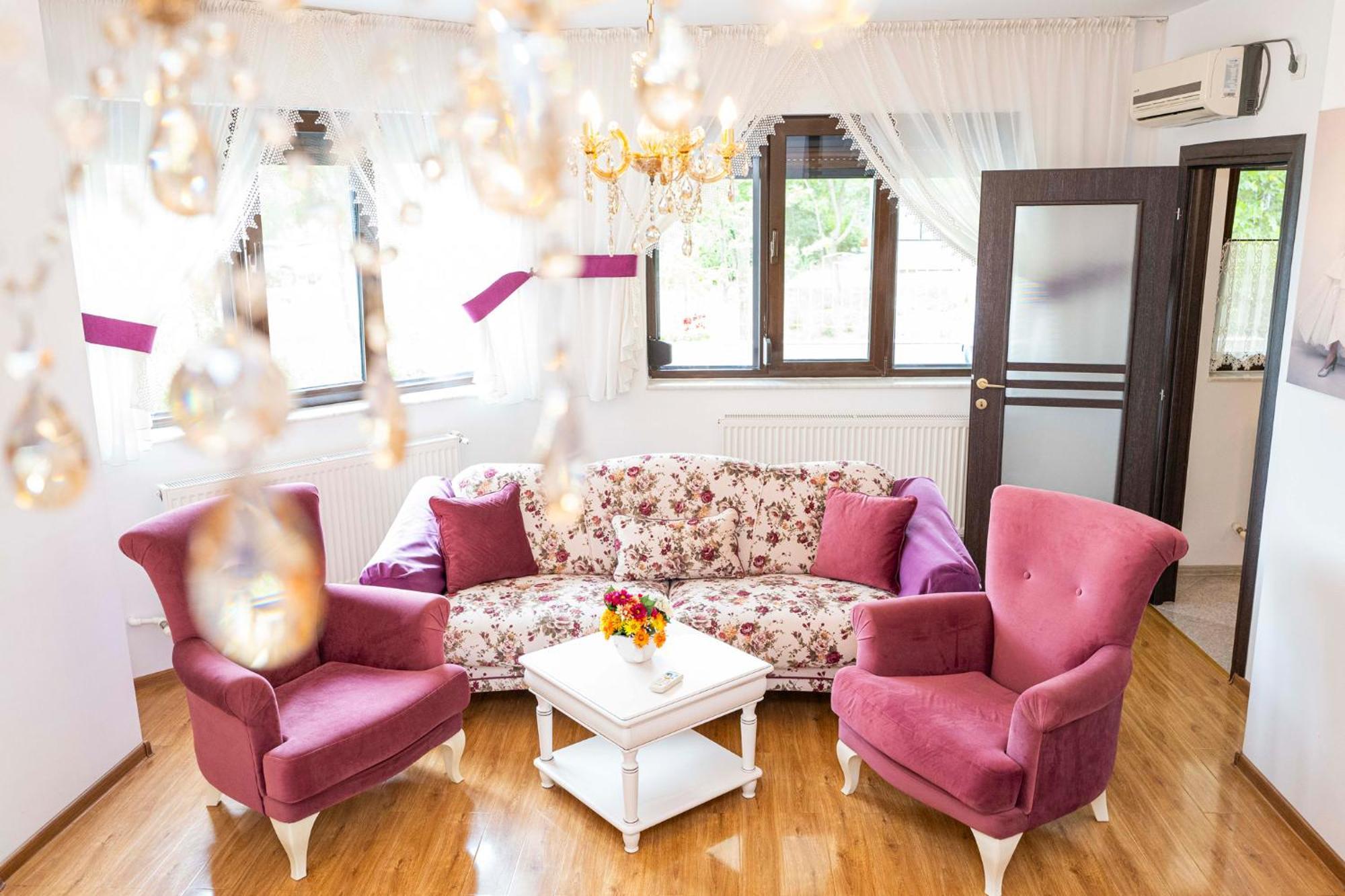 Noblesse Suite Galati  Exterior photo